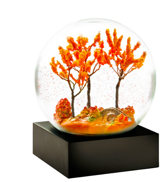 Autumn / Spring Snow Globe